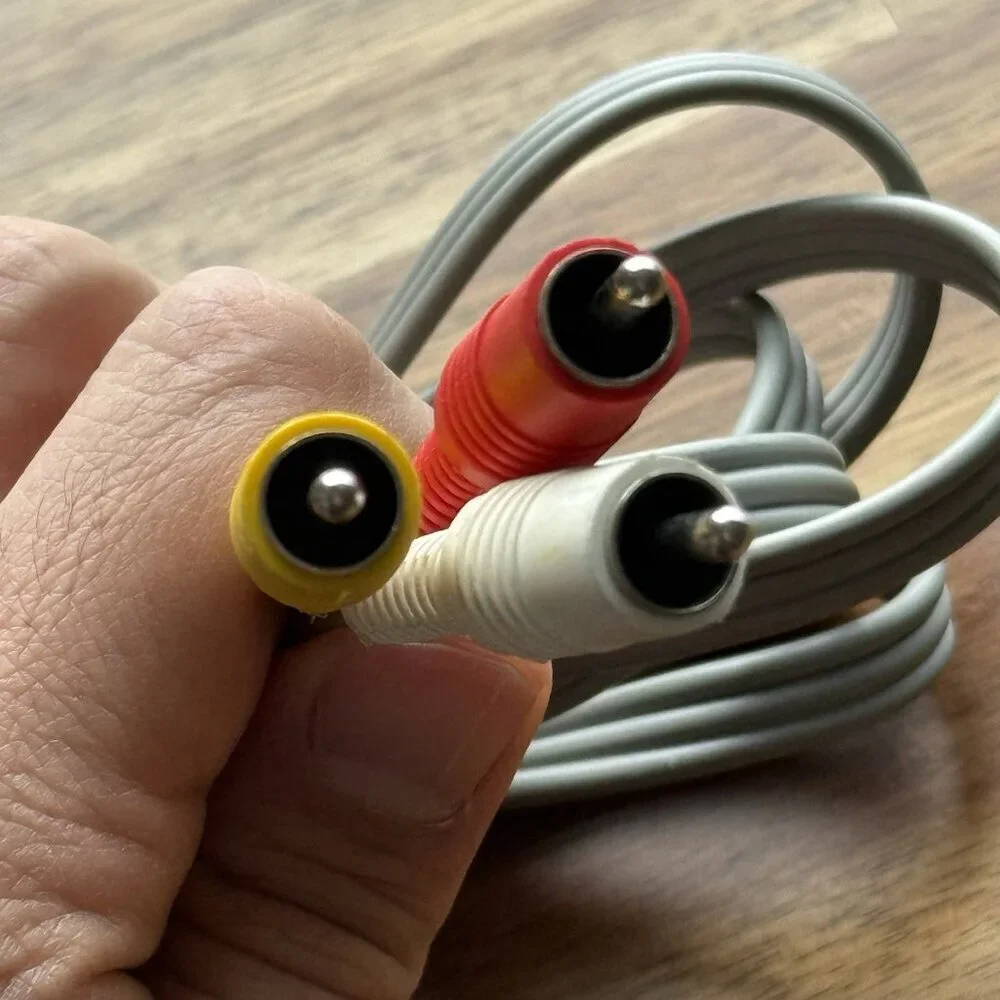 OEM Nintendo Wii AV RCA Audio Video Composite Cable TV Connecting Cord RVL-009